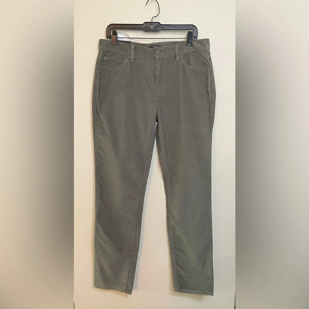 Banana Republic Traveler Men Slim Fit Mid Rise Pant Size 32*32. NWT